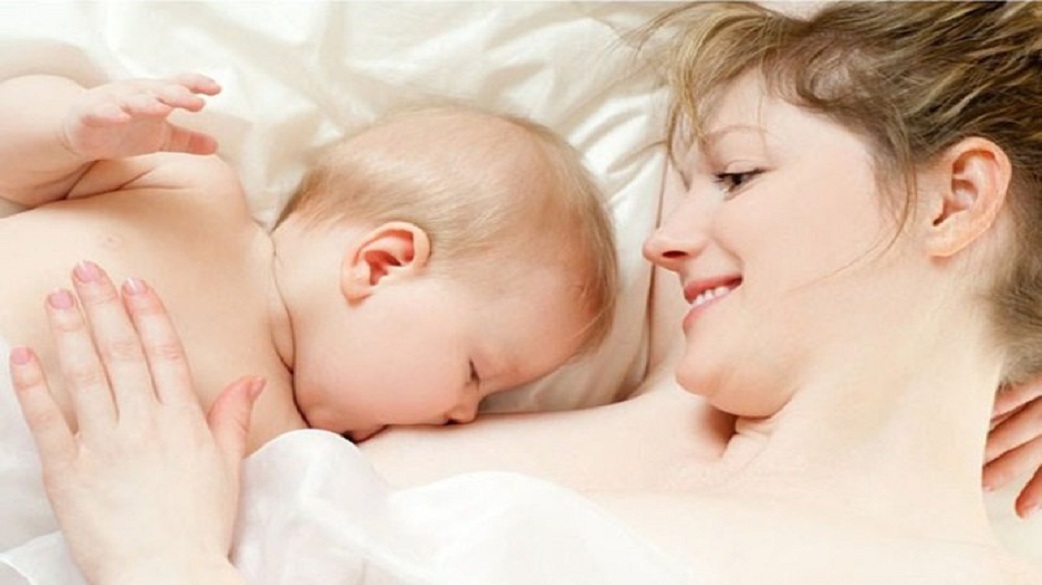 Bé bú mẹ - phương pháp kích sữa và duy trì hiệu quả nhất